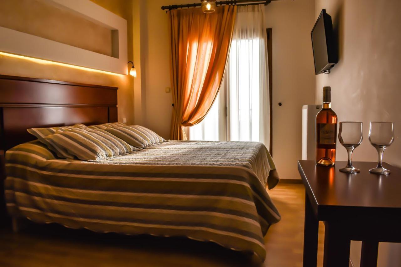 Tasia Mountain Hotel Hania Ngoại thất bức ảnh