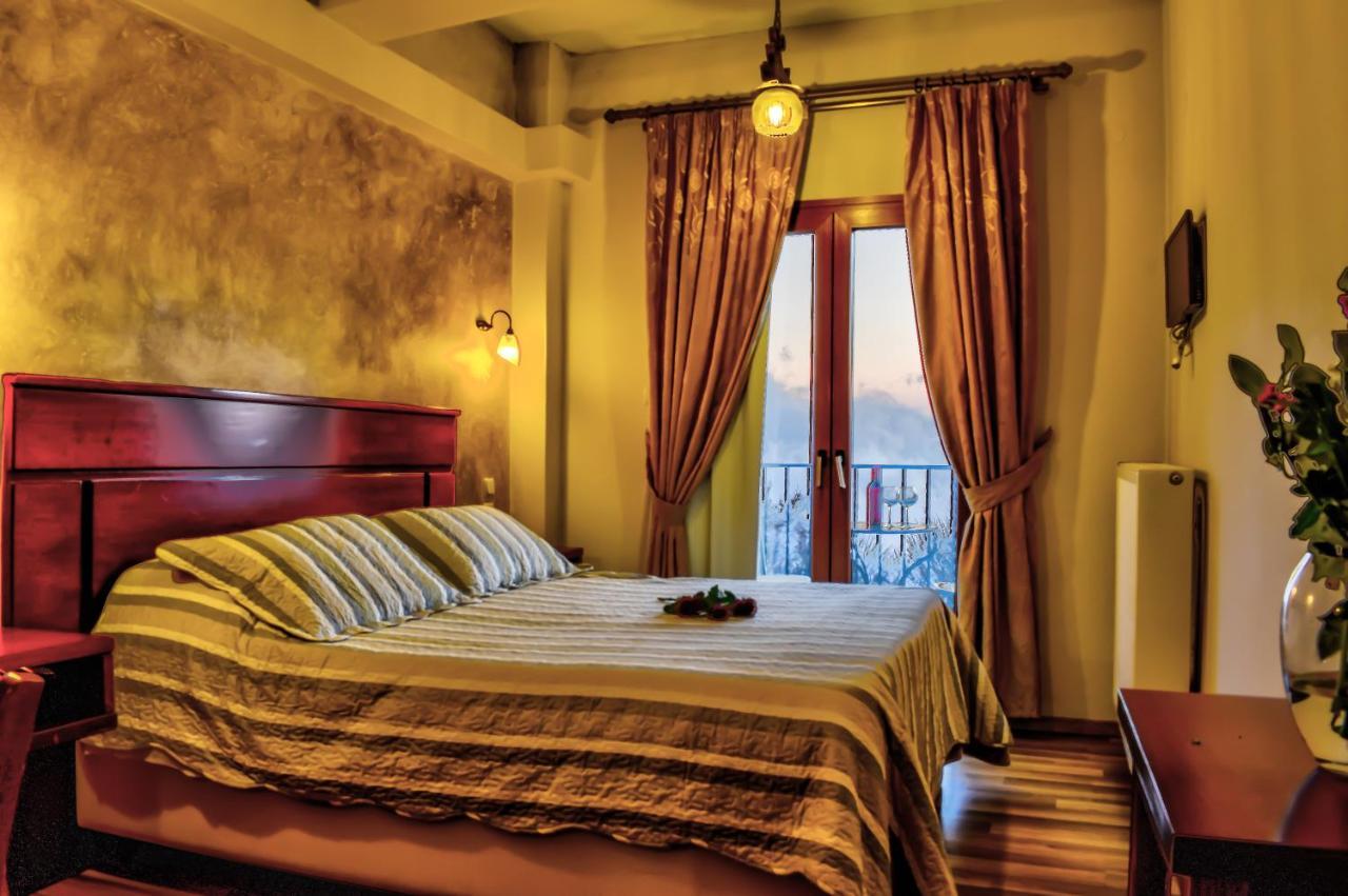 Tasia Mountain Hotel Hania Ngoại thất bức ảnh